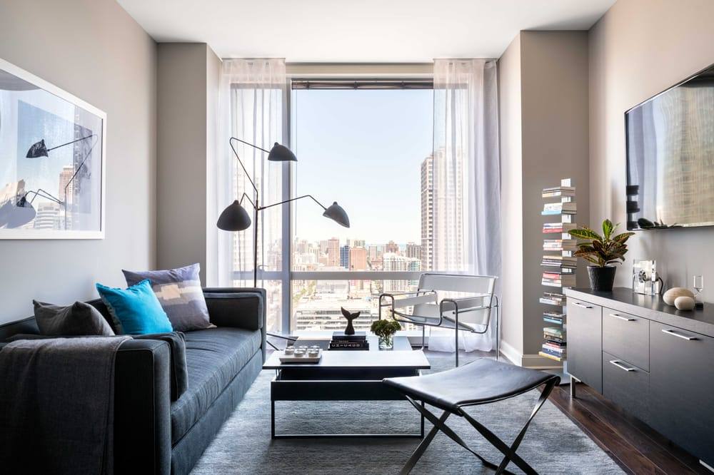 Apartment for rent at 111 W Wacker Dr, Chicago, IL 60601