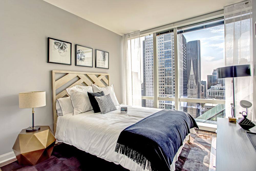 Apartment for rent at 111 W Wacker Dr, Chicago, IL 60601