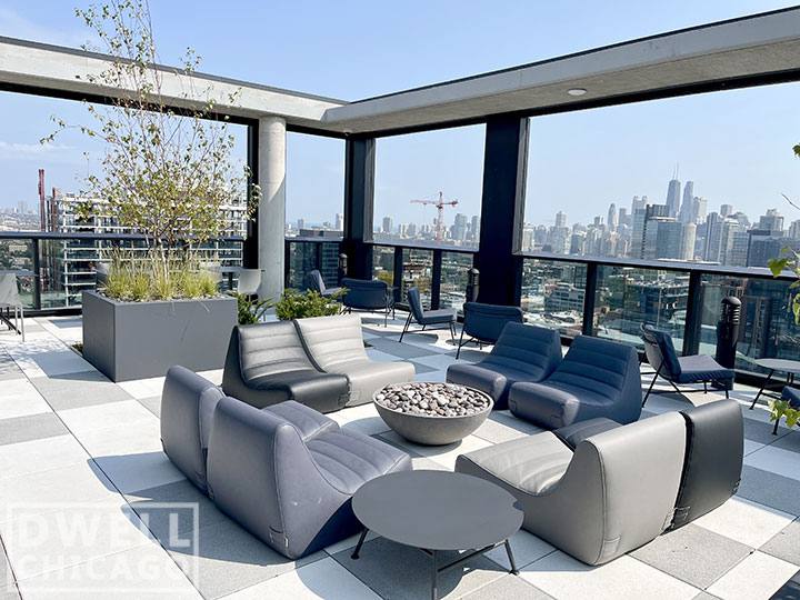 Apartment for rent at 160 N Elizabeth St, Chicago, IL 60607