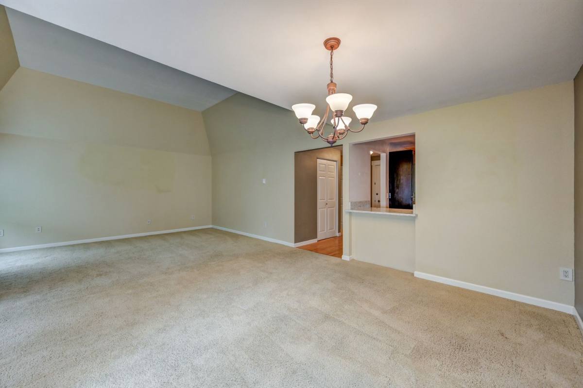 House for rent at 10306 NE 16th St #P4, Bellevue, WA 98004