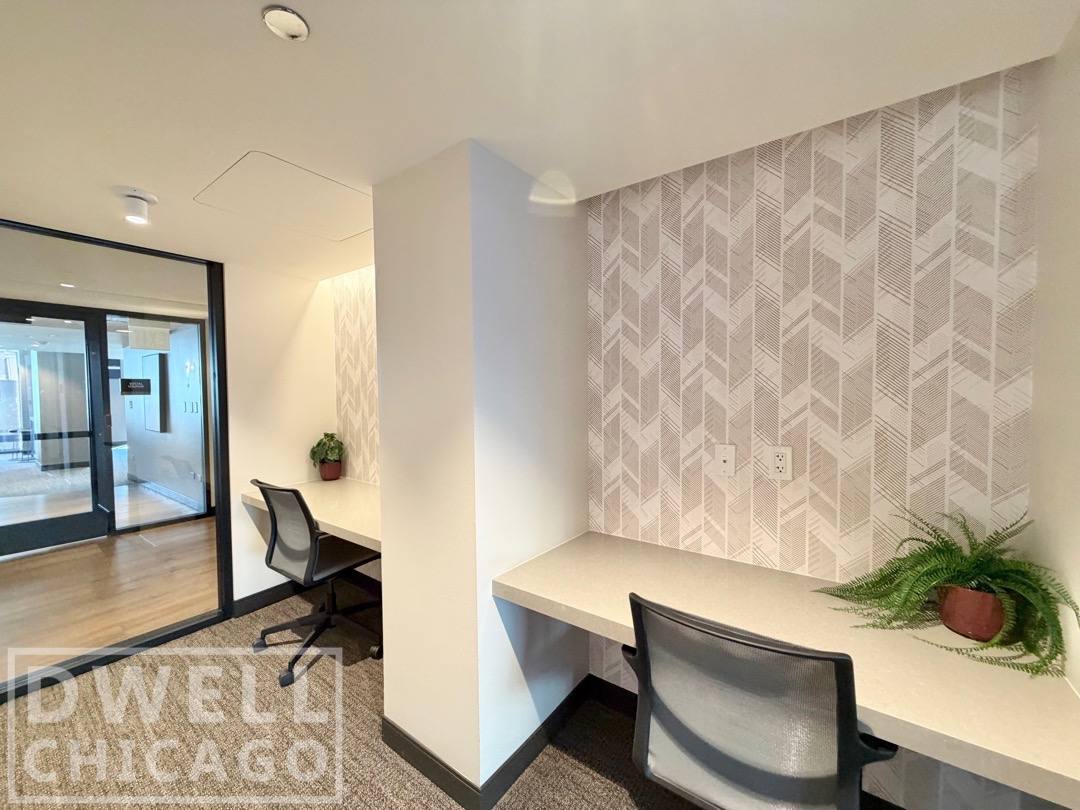 Apartment for rent at 520 N Kingsbury St, Chicago, IL 60654