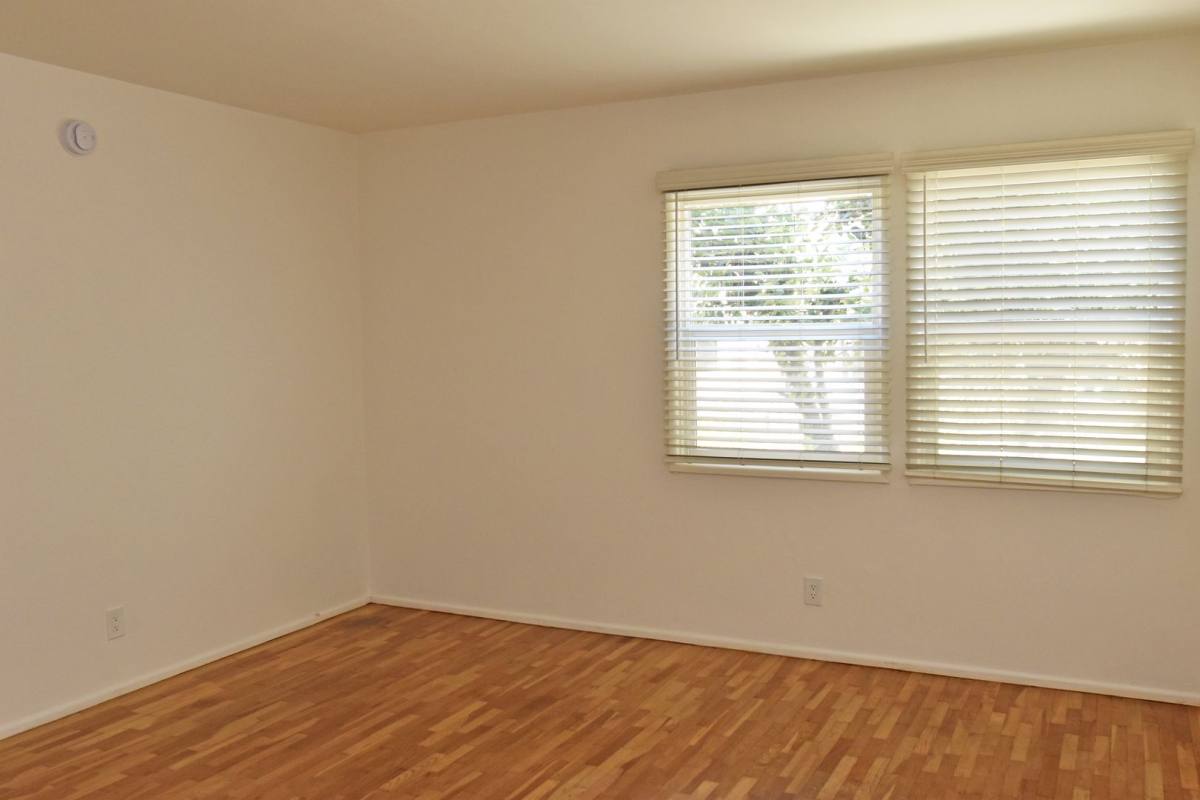 Apartment for rent at 5637 Strohm Ave, North Hollywood, CA 91601