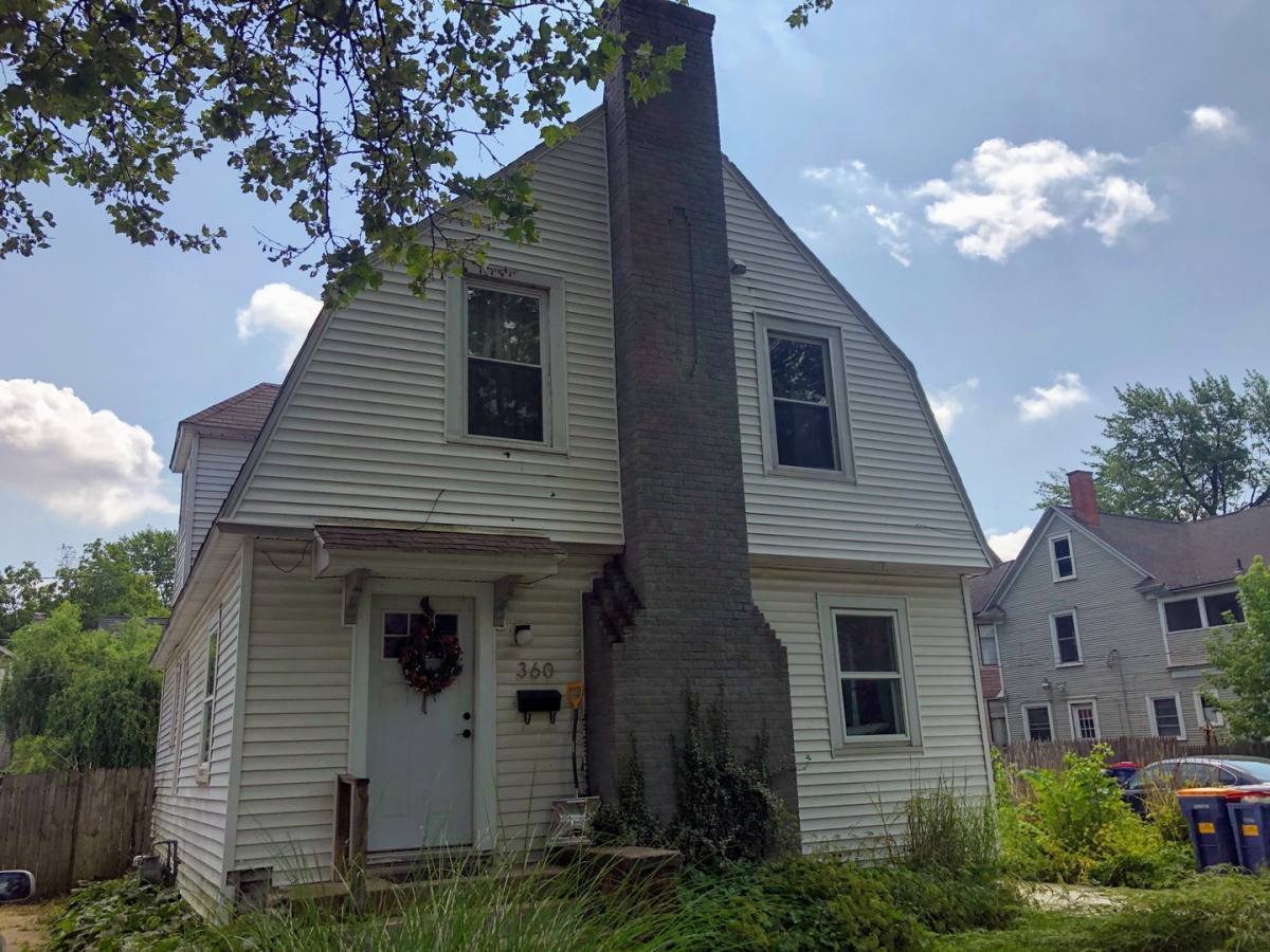 House for rent at 360 Carlton SE, Grand Rapids, MI 49506