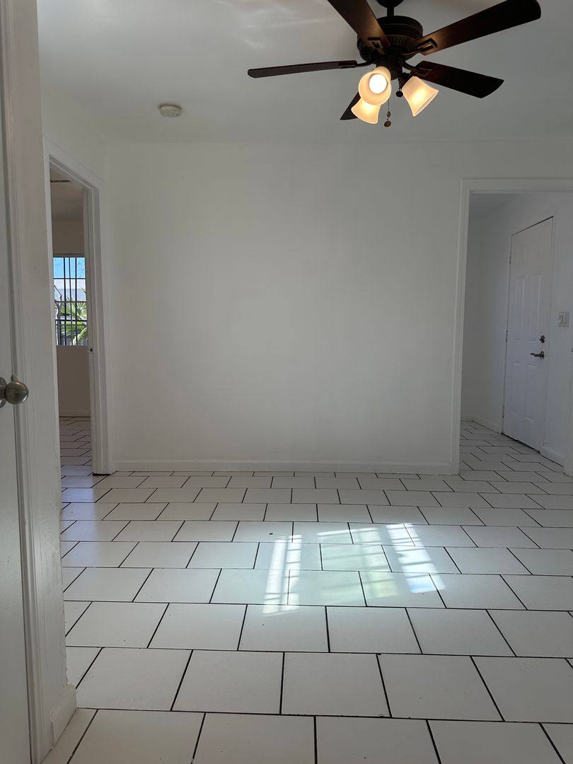 House for rent at 908 Glenn Ave, Modesto, CA 95358