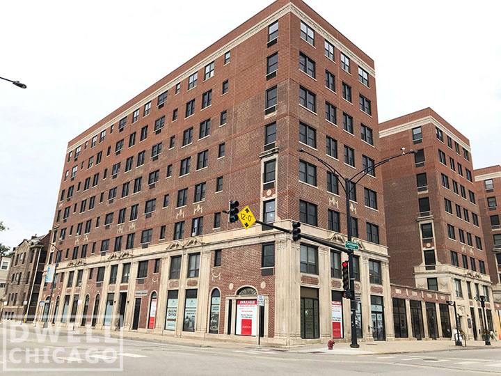 Apartment for rent at 5200 N Sheridan Rd, Chicago, IL 60640
