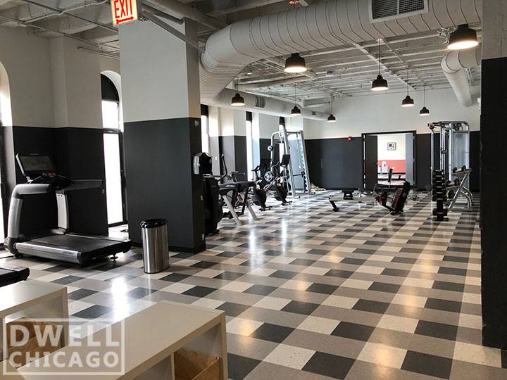 Apartment for rent at 5200 N Sheridan Rd, Chicago, IL 60640