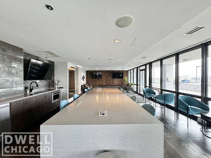 Apartment for rent at 2138 S Indiana Ave, Chicago, IL 60616