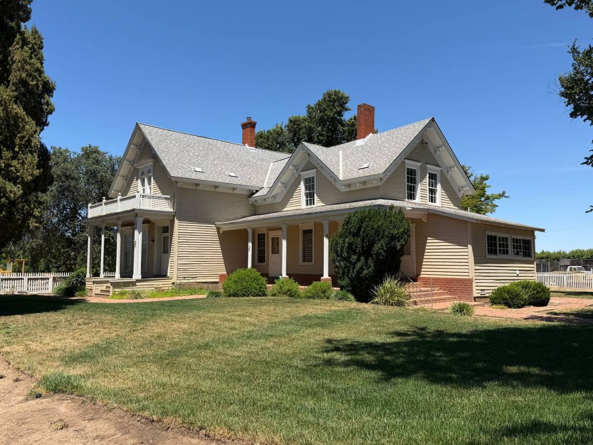House for rent at 11221 Eight Mile Rd, Stockton, CA 95212