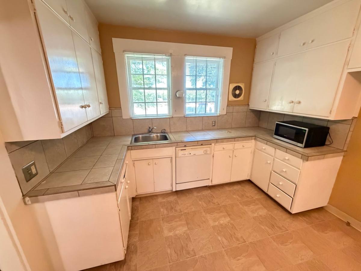 House for rent at 11221 Eight Mile Rd, Stockton, CA 95212