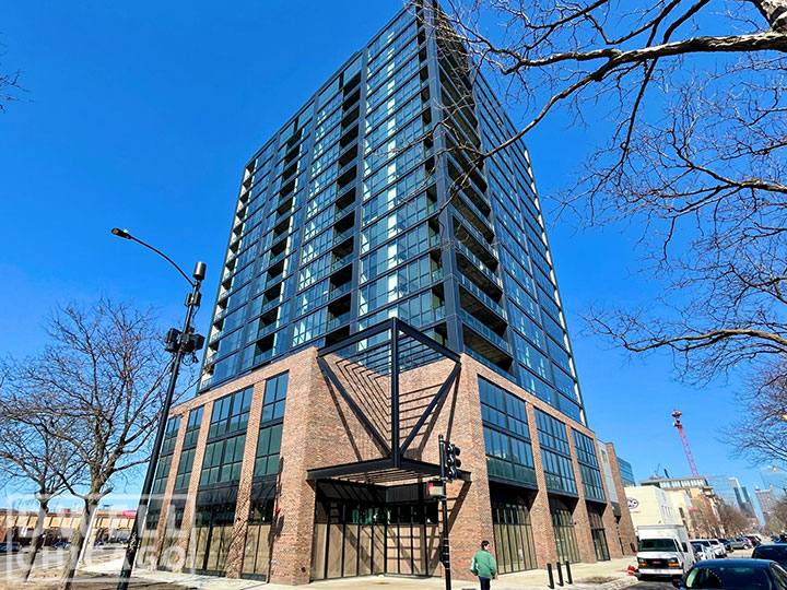 Apartment for rent at 1400 W Randolph St, Chicago, IL 60607