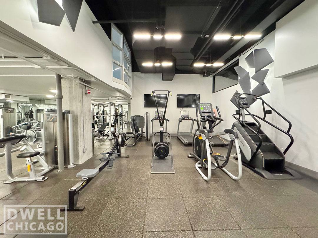 Apartment for rent at 180 N Jefferson St, Chicago, IL 60661