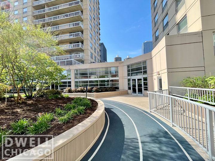 Apartment for rent at 540 N State St, Chicago, IL 60654
