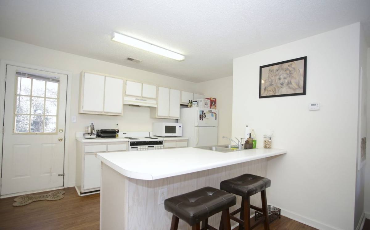Apartment for rent at 155 International Dr, Athens, GA 30605