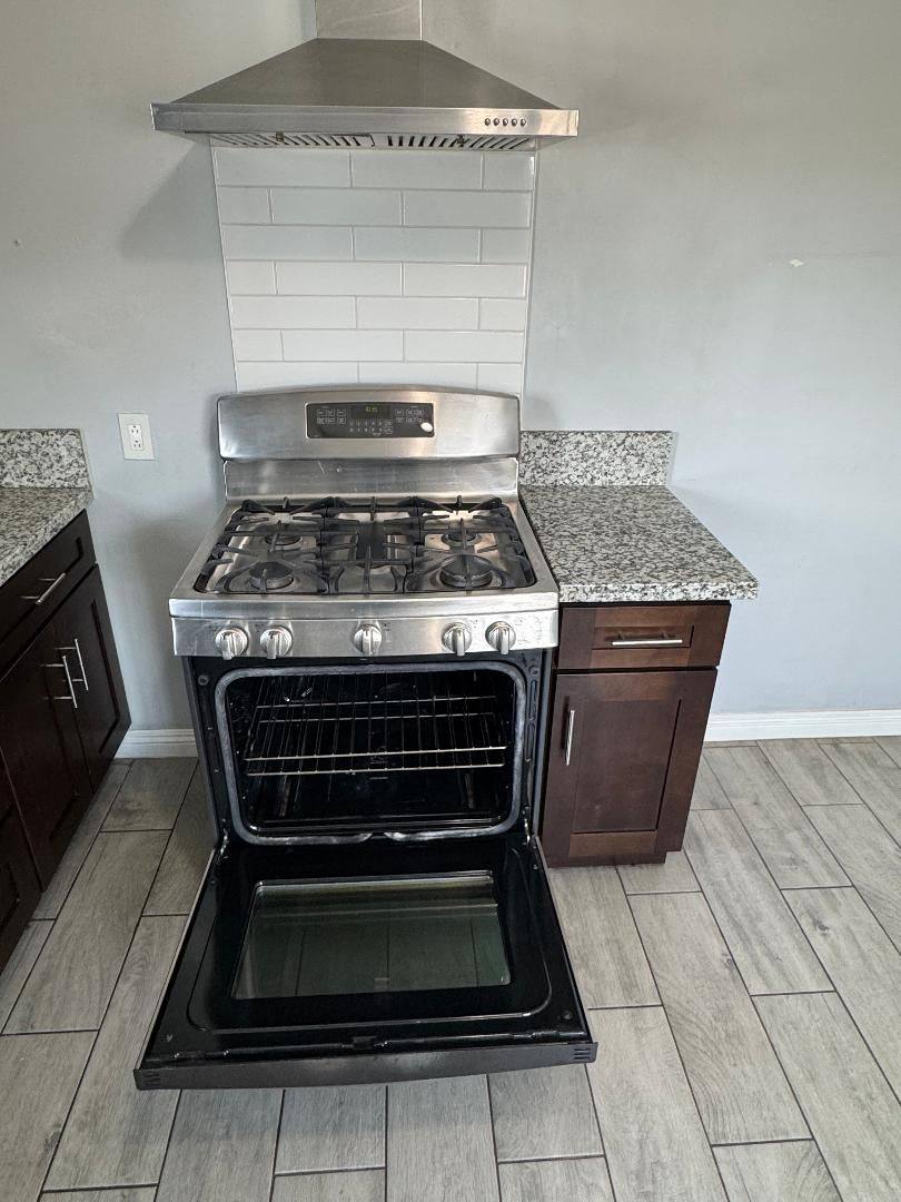 Apartment for rent at 2300 Lake St, Bakersfield, CA 93306
