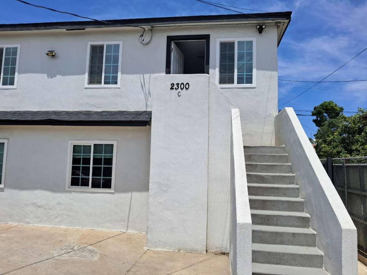 Apartment for rent at 2300 Lake St, Bakersfield, CA 93306