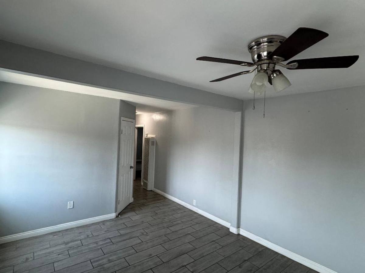 Apartment for rent at 2300 Lake St, Bakersfield, CA 93306
