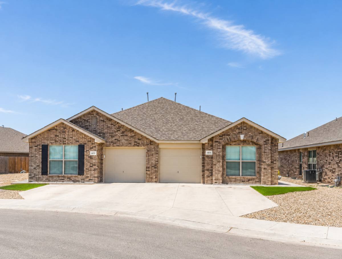 Apartment for rent at 14408 Ave X, Lubbock, TX 79423