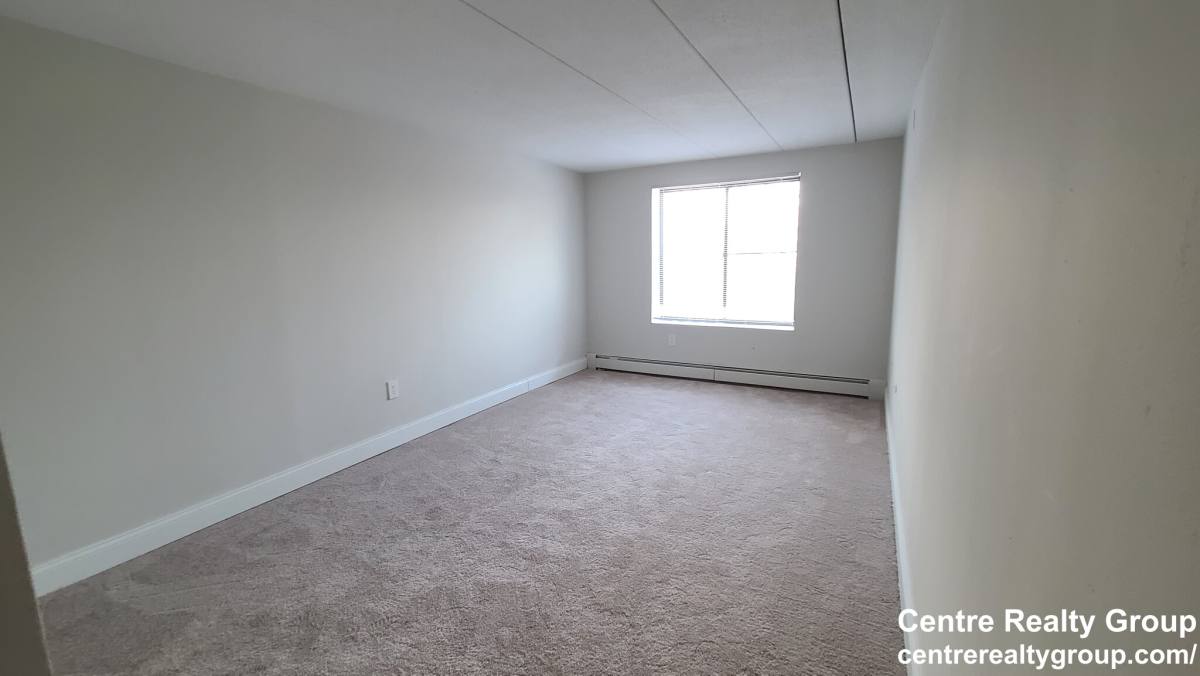 Apartment for rent at 1037 Southern Artery, Quincy, MA 02169