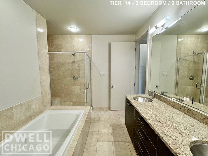 Apartment for rent at 910 W Huron St, Chicago, IL 60642
