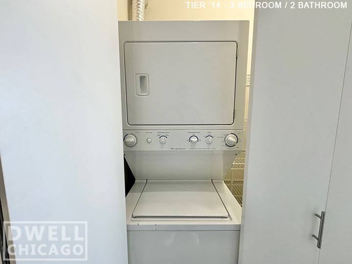 Apartment for rent at 910 W Huron St, Chicago, IL 60642
