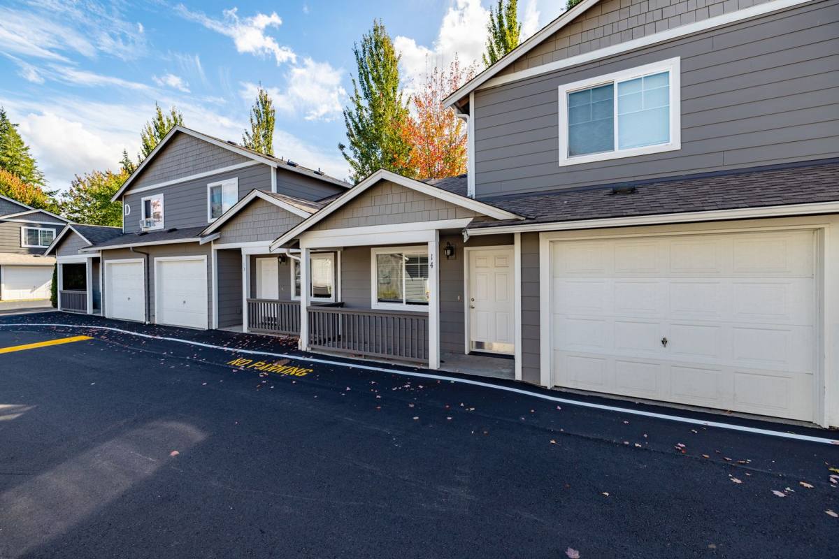 Townhouse for rent at 18222 Smokey Point Blvd, Rz05, Arlington, WA 98223