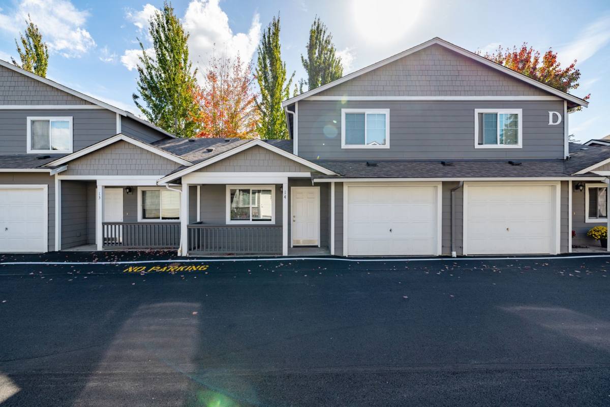 Townhouse for rent at 18222 Smokey Point Blvd, Rz05, Arlington, WA 98223