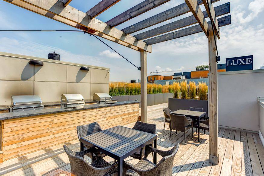 Apartment for rent at 1222 W Madison St, Chicago, IL 60607