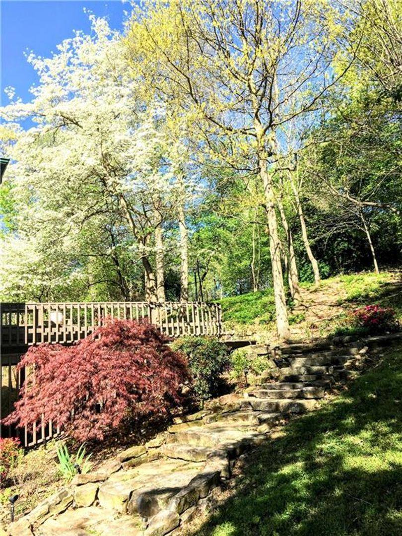 House for rent at 3261 Eden Dr, Springdale, AR 72762