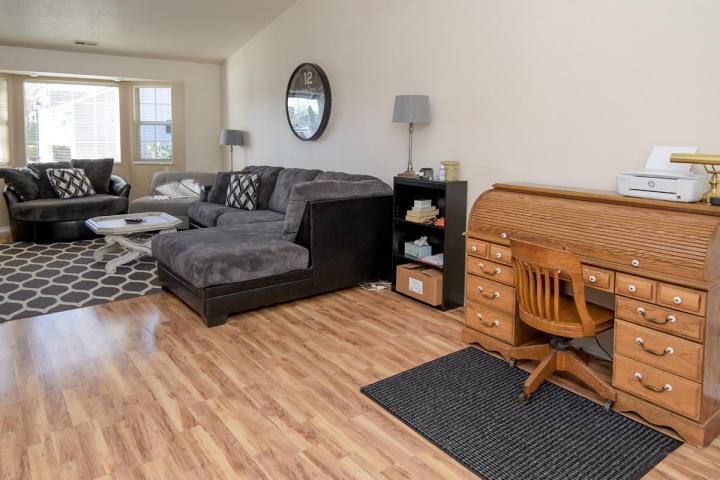 House for rent at 1015 S River Rd, Saint George, UT 84790