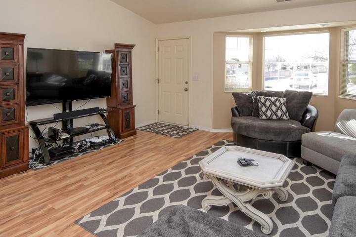 House for rent at 1015 S River Rd, Saint George, UT 84790