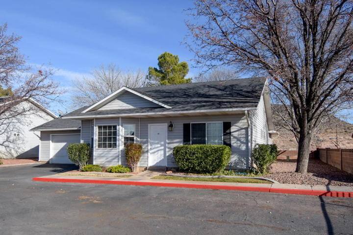 House for rent at 1015 S River Rd, Saint George, UT 84790