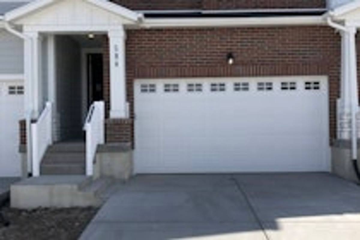 Apartment for rent at 192 W Silver Springs Dr, Orem, UT 84058