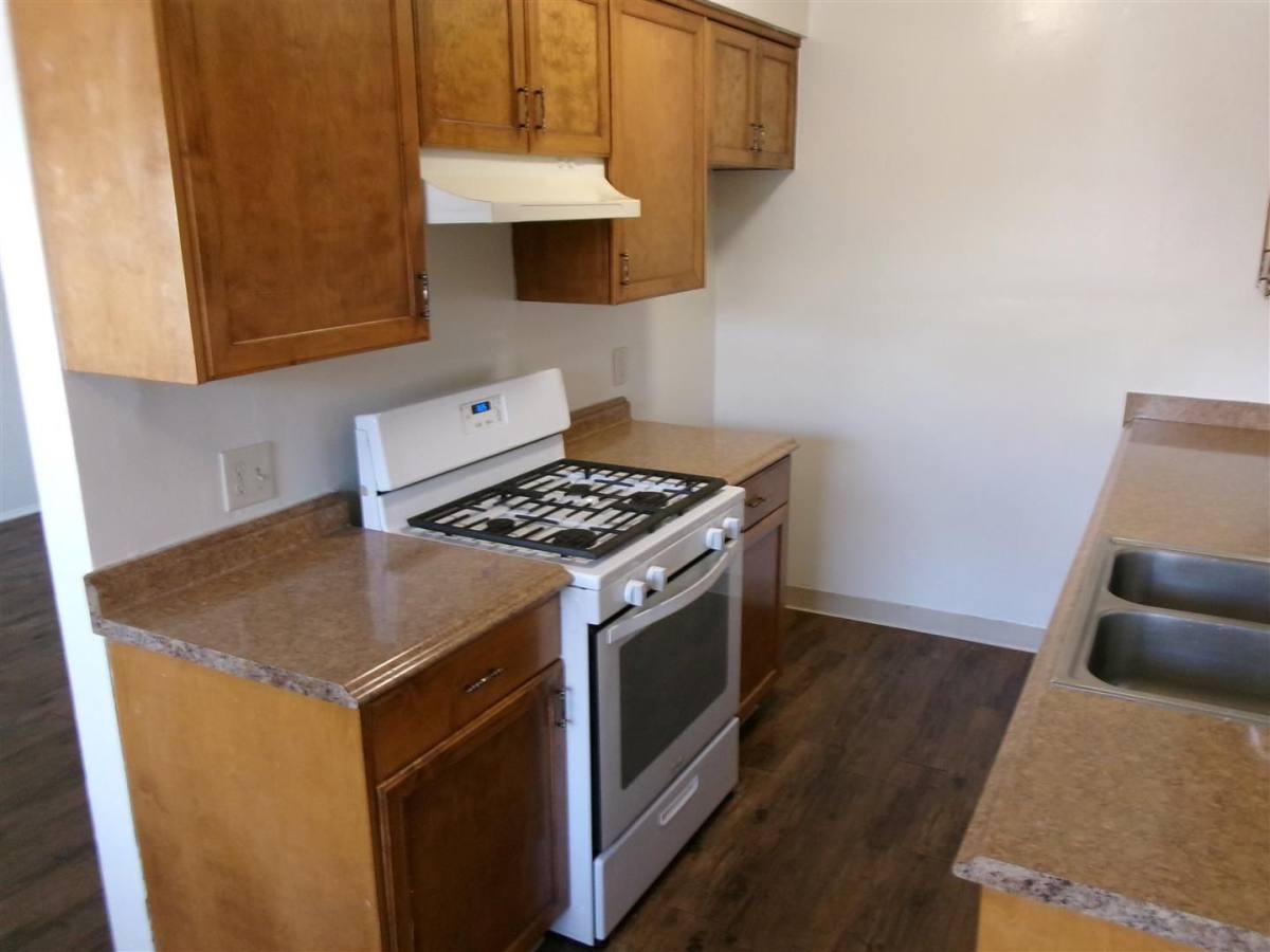 Apartment for rent at 5461 Orange Ave, Long Beach, CA 90805