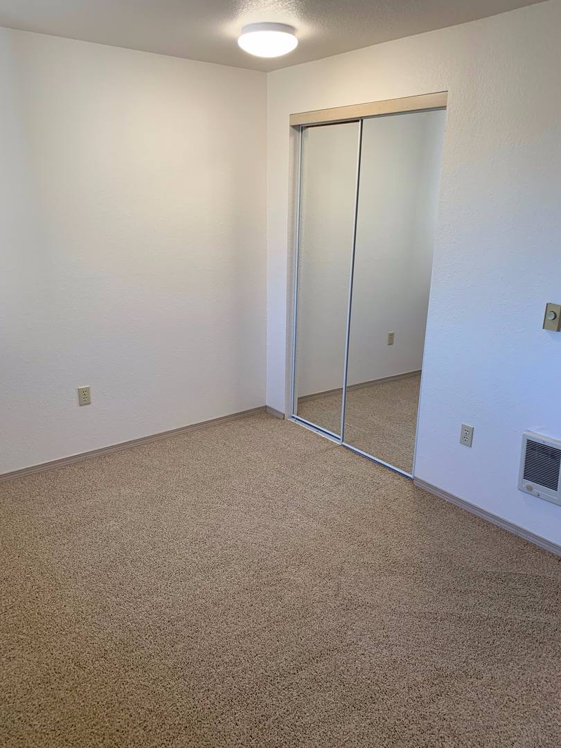 Apartment for rent at 5075 - 5105 10th Ave NE, Salem, OR 97303