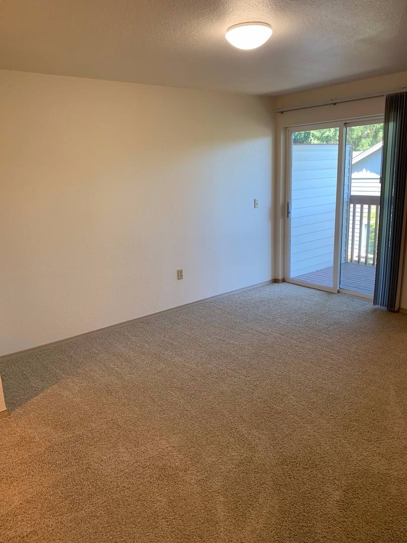 Apartment for rent at 5075 - 5105 10th Ave NE, Salem, OR 97303