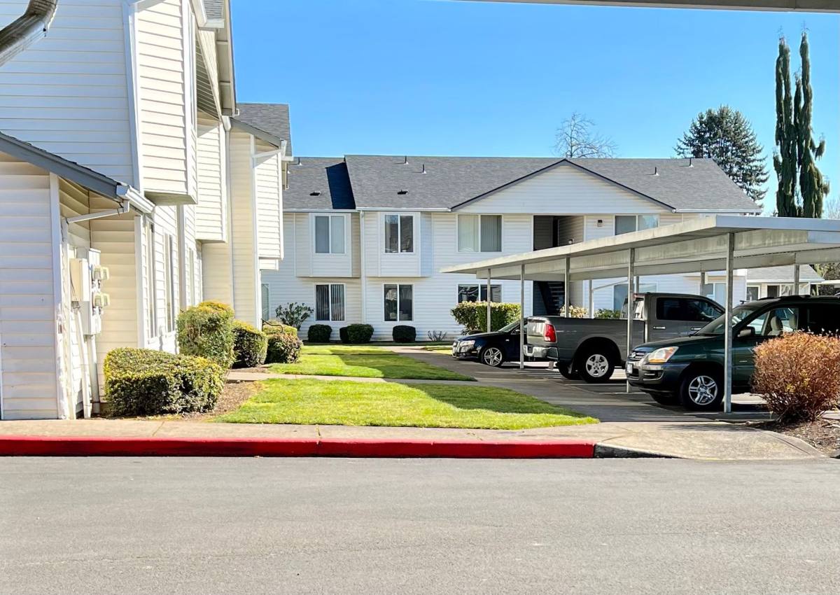 Apartment for rent at 5075 - 5105 10th Ave NE, Salem, OR 97303