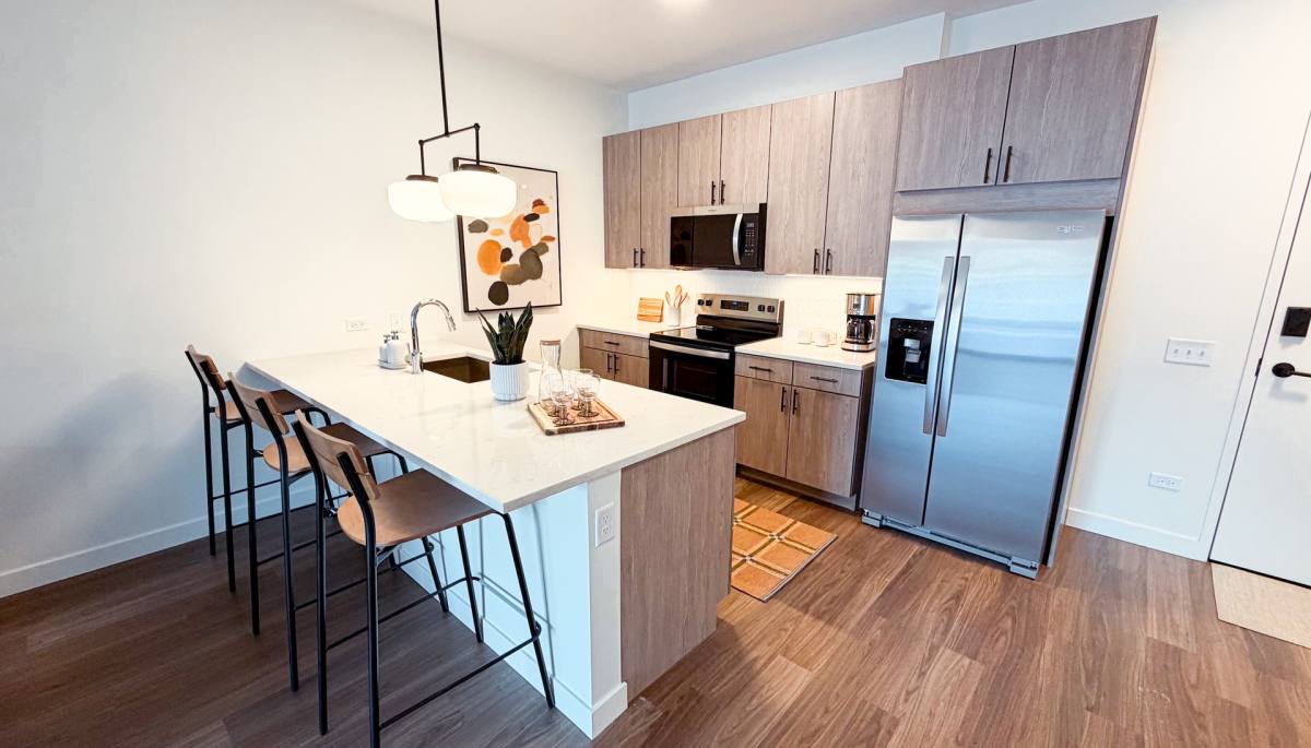 Apartment for rent at 4714 W Irving Park Rd, Chicago, IL 60641