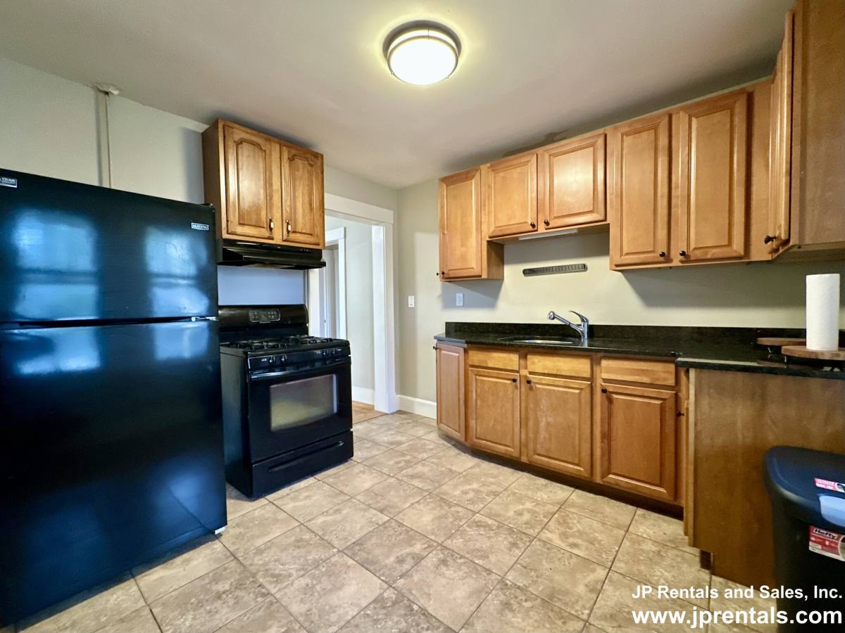 Apartment for rent at 4094 Washington St, Roslindale, MA 02131
