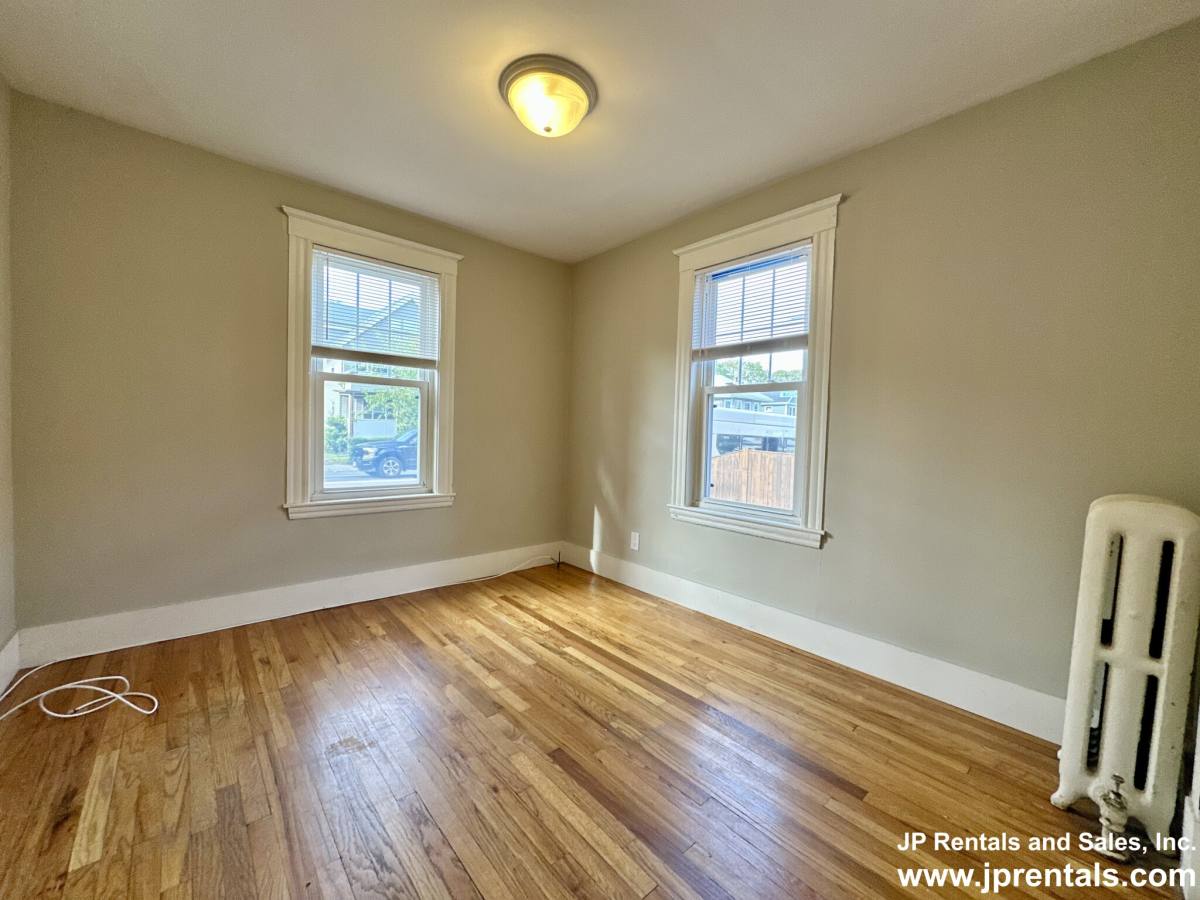 Apartment for rent at 4094 Washington St, Roslindale, MA 02131