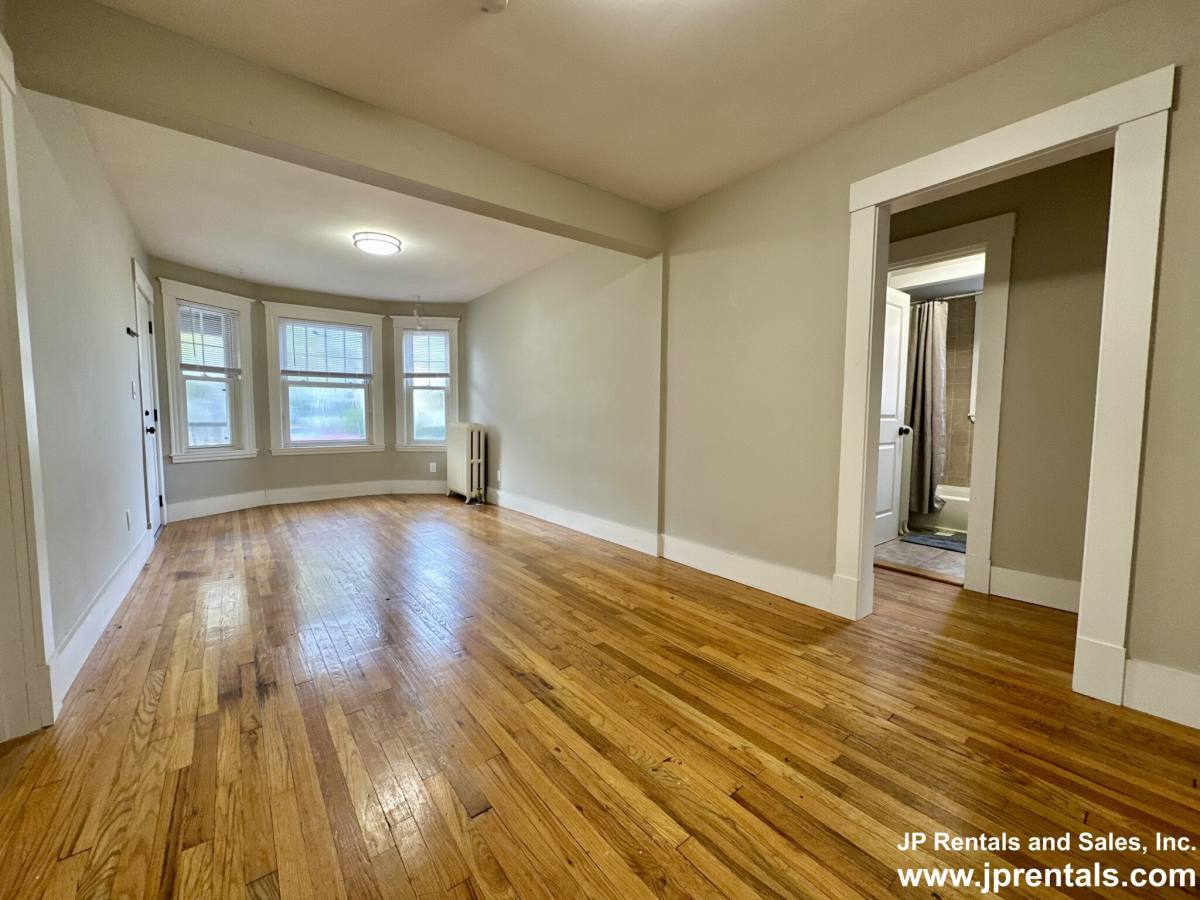 Apartment for rent at 4094 Washington St, Roslindale, MA 02131