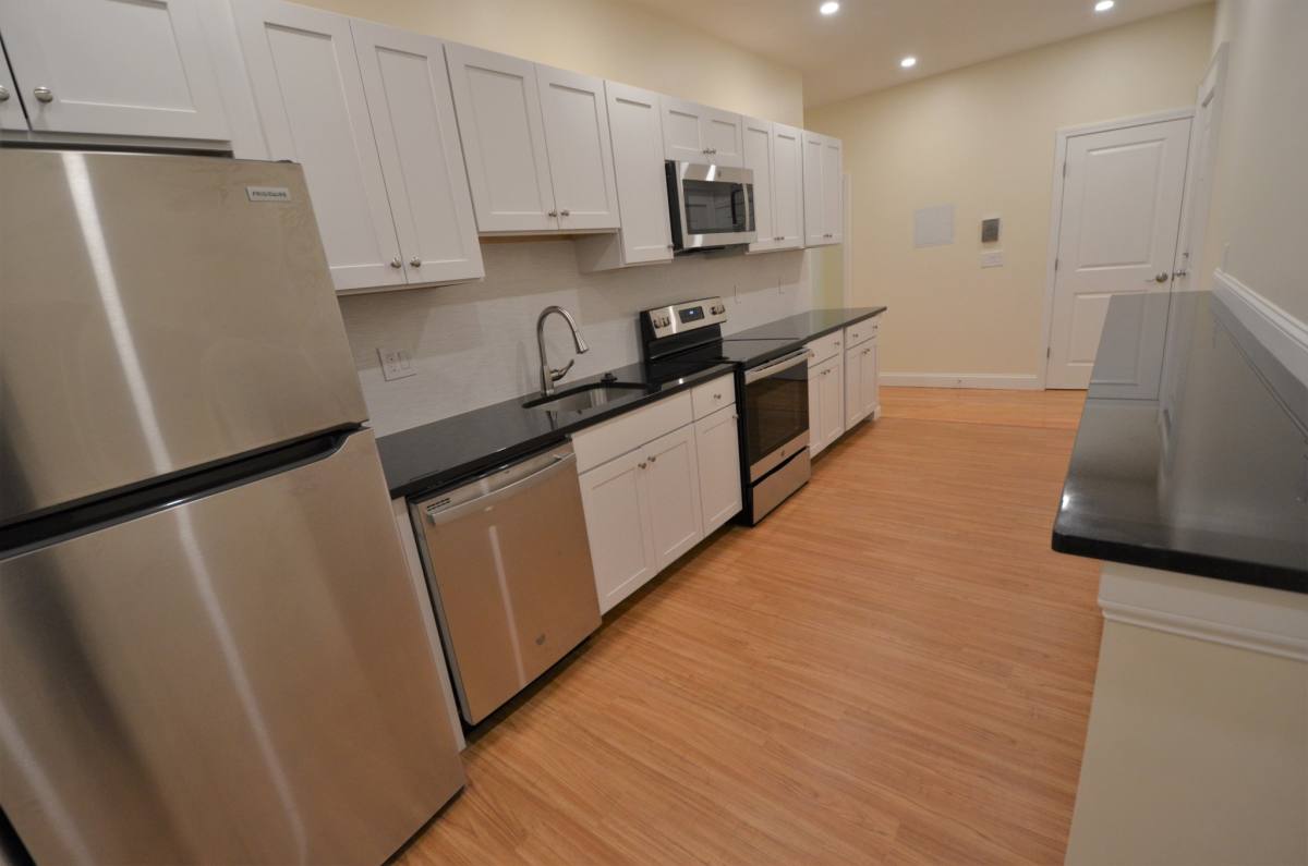 Apartment for rent at 35 Brookline St #2, Cambridge, MA 02139