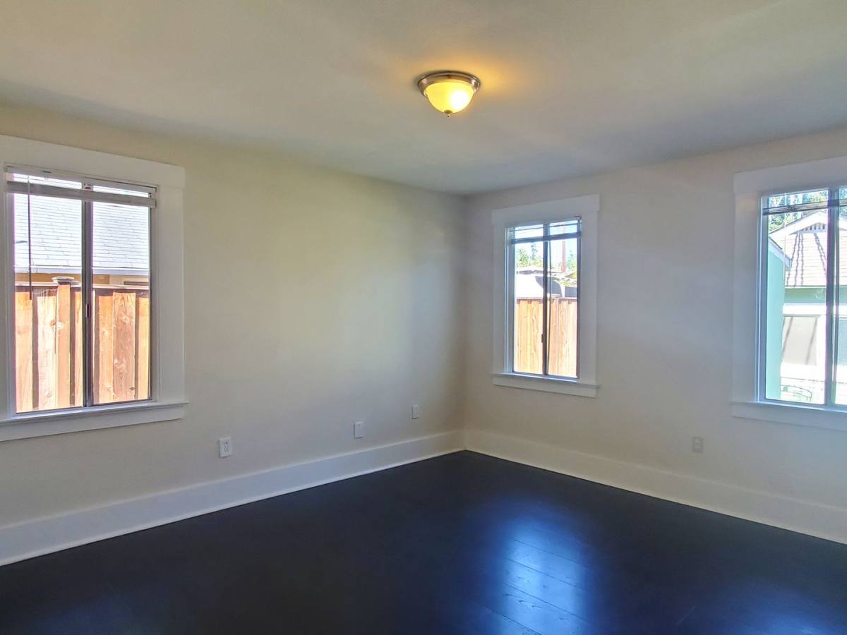 Apartment for rent at 324-342 S Buena Vista Ave, San Jose, CA 95126