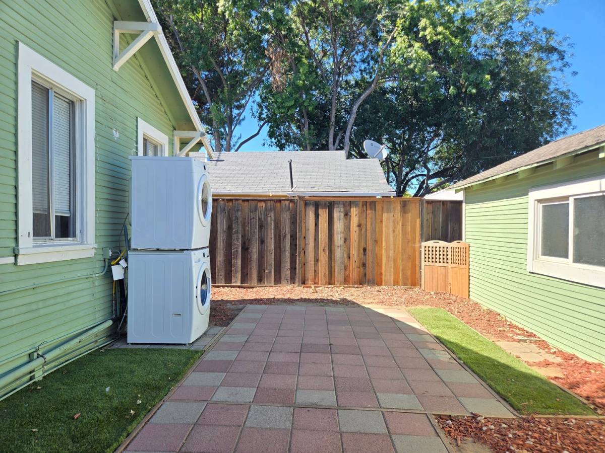 Apartment for rent at 324-342 S Buena Vista Ave, San Jose, CA 95126