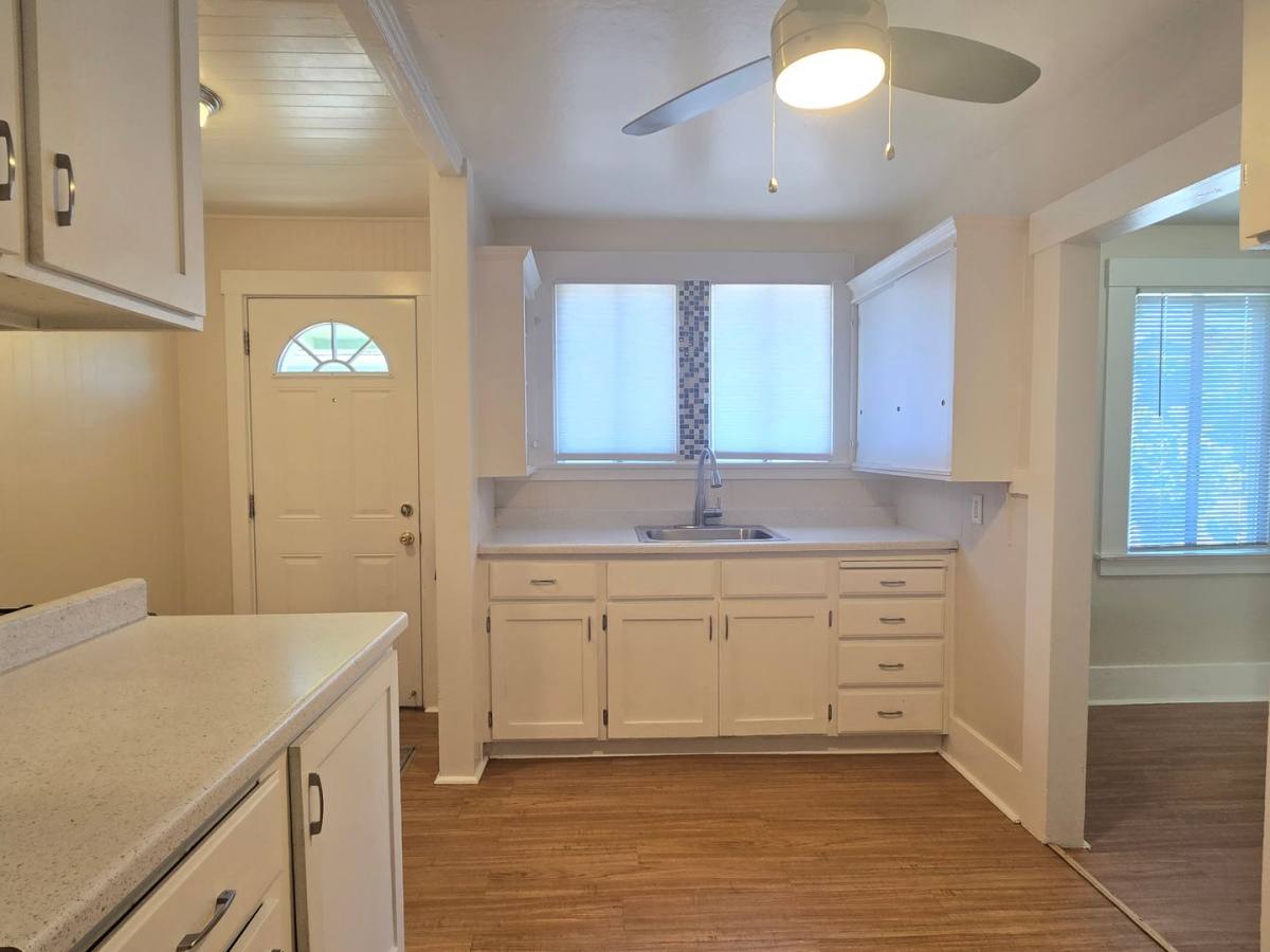 Apartment for rent at 324-342 S Buena Vista Ave, San Jose, CA 95126