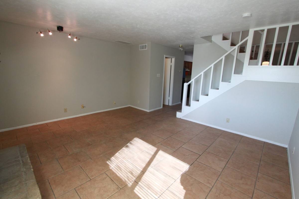 Townhouse for rent at 3904 Hudson Bend Rd, Austin, TX 78734