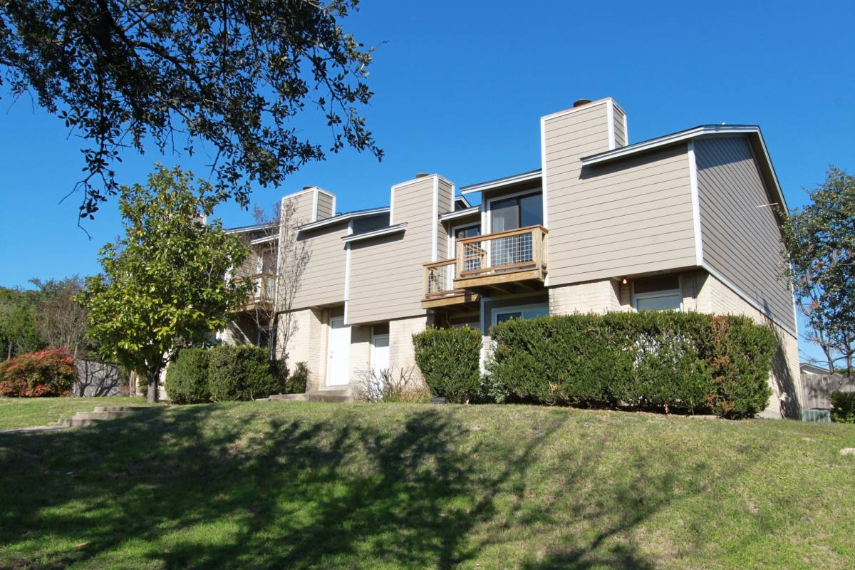 Townhouse for rent at 3904 Hudson Bend Rd, Austin, TX 78734