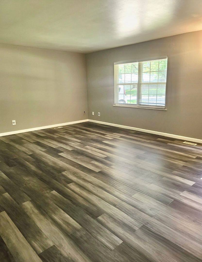 House for rent at 610 Dogwood Dr, Champaign, IL 61821