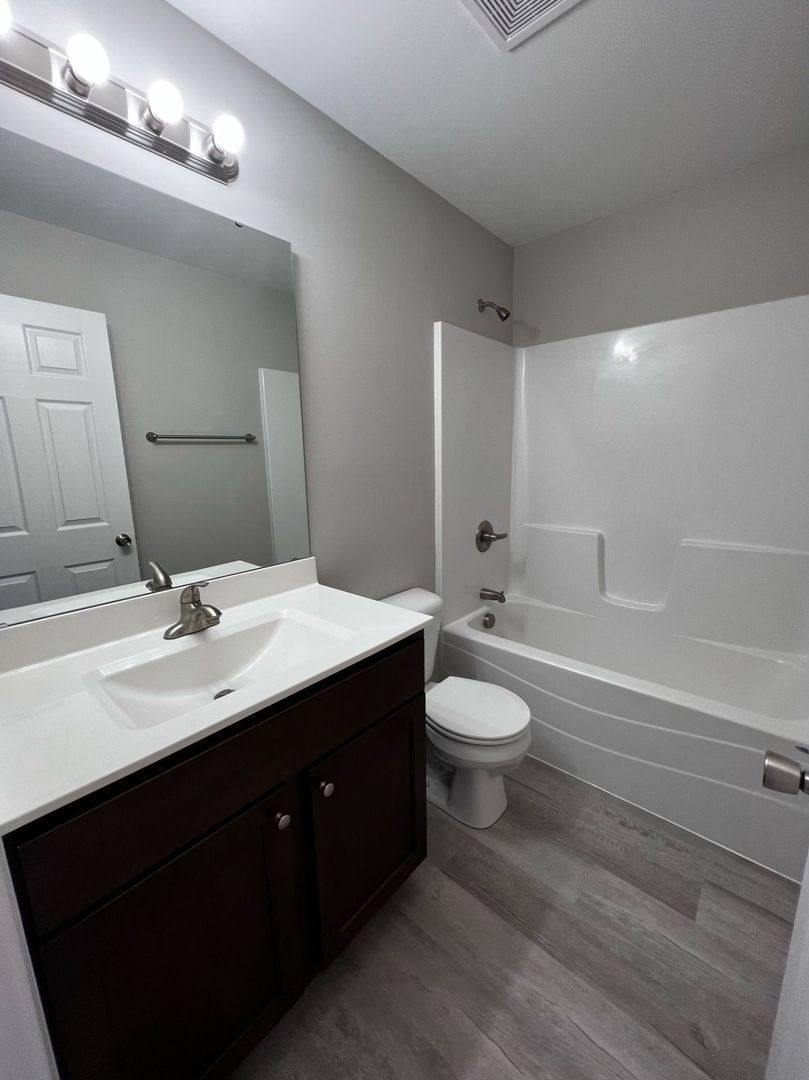 Townhouse for rent at 112 Springfield Heights Dr, Union, MO 63084