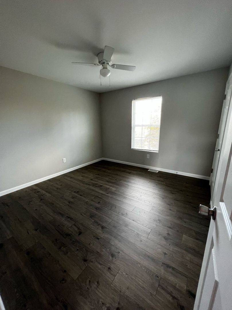 Townhouse for rent at 112 Springfield Heights Dr, Union, MO 63084
