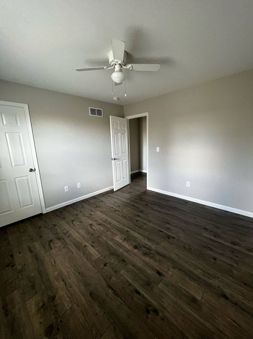 Townhouse for rent at 112 Springfield Heights Dr, Union, MO 63084